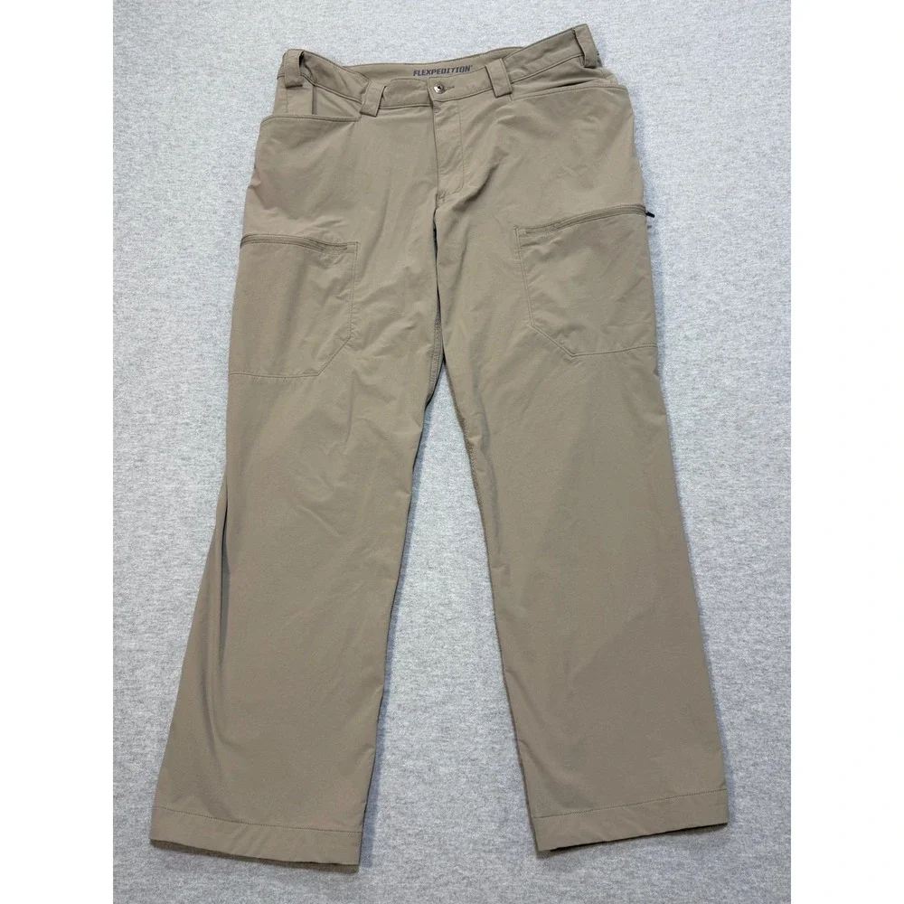Duluth Trading Co Flexpedition Mens 38x32 Khaki Tan Stretch Cargo Hiking Pants
